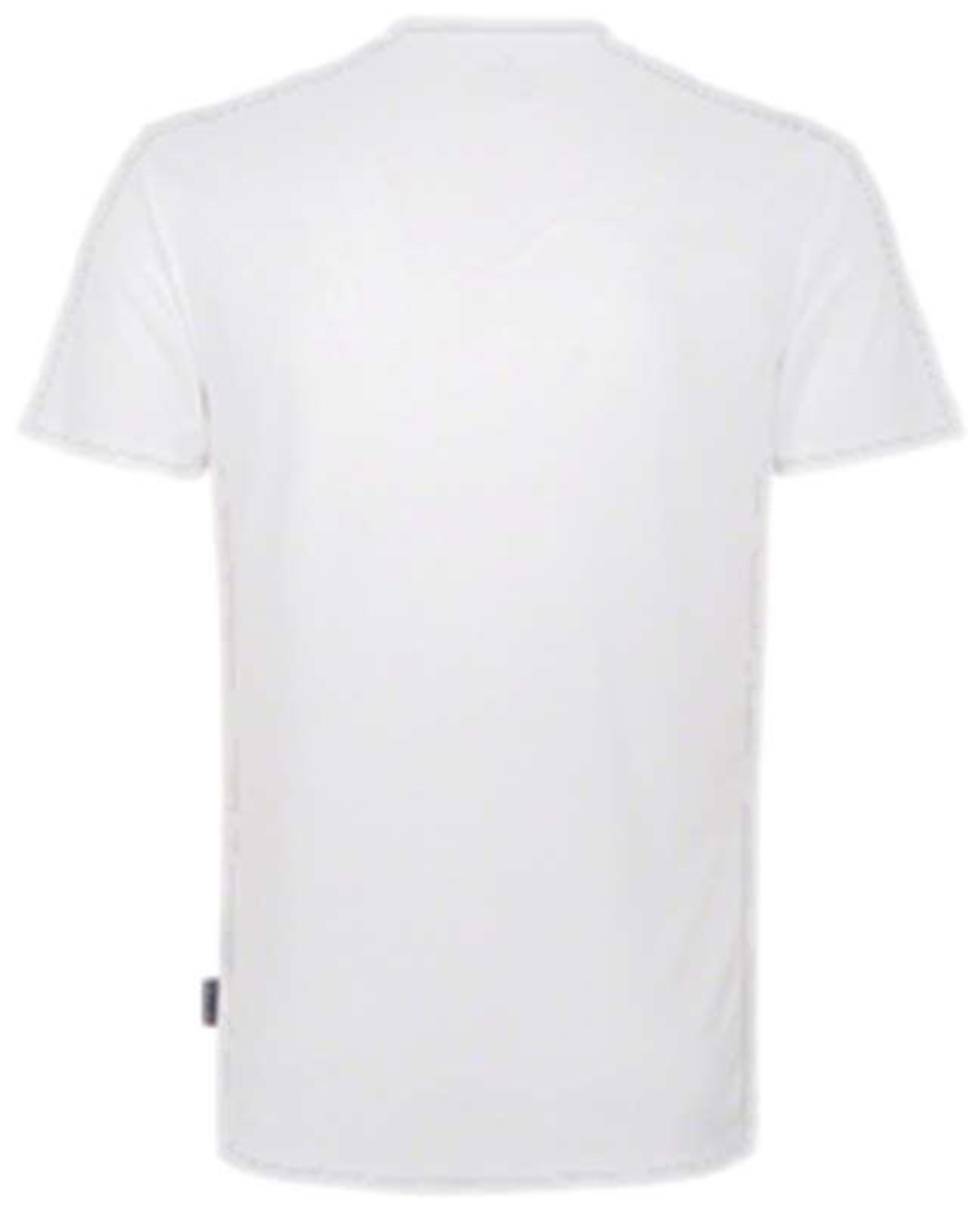 color:white